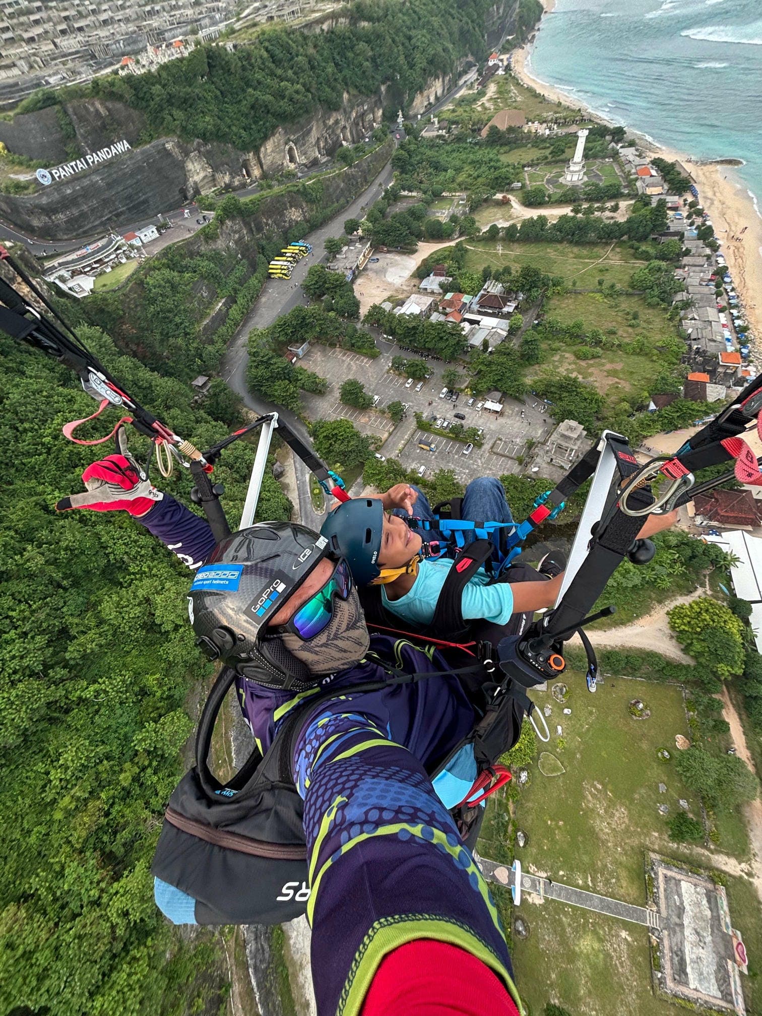 Pandawa paragliding view 1