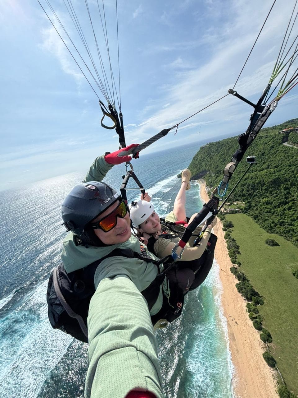 Tandem flight beach panorama